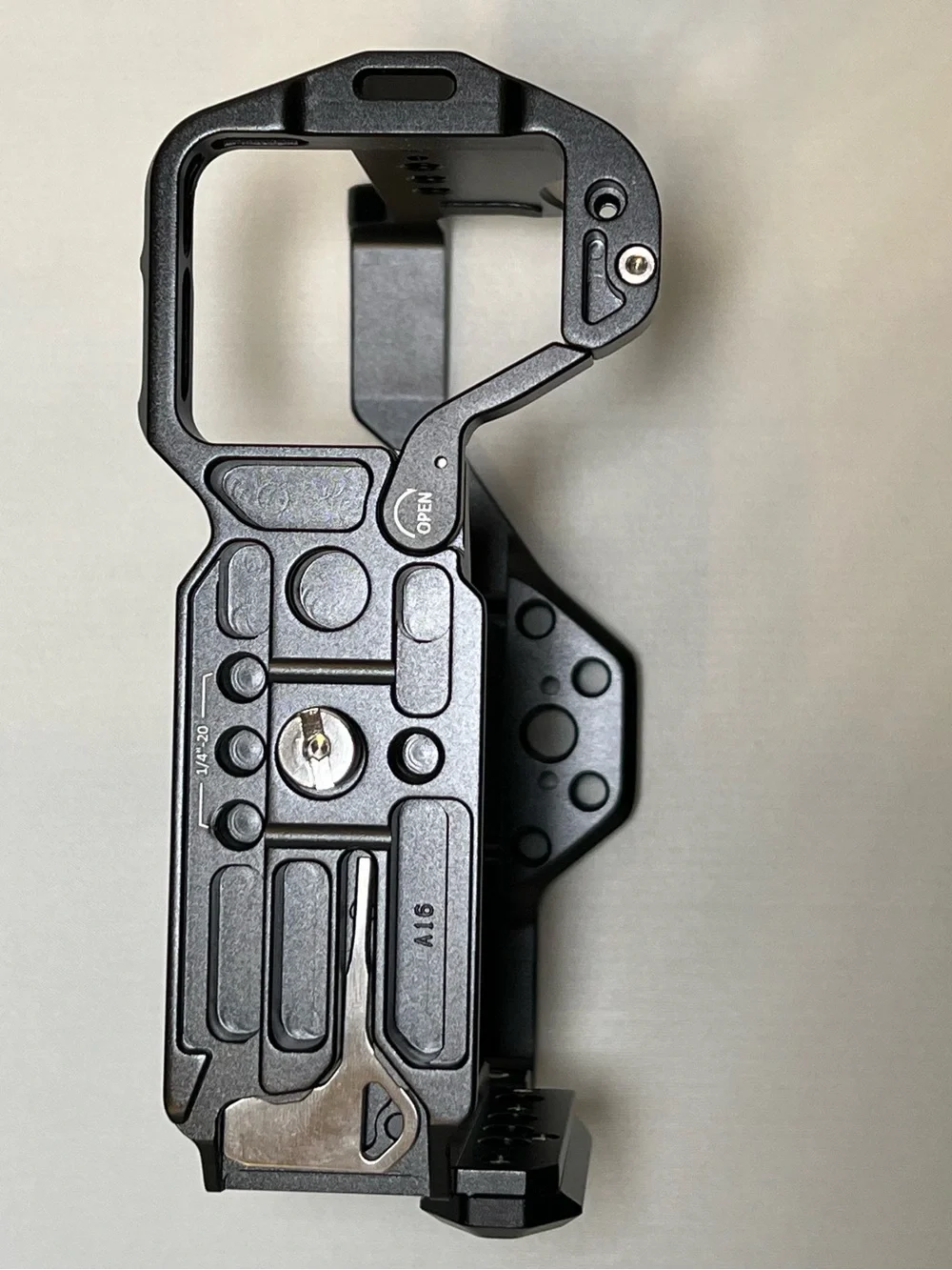 SmallRig Sony Alpha 7R V, 7R IV, 7S iii Camera Cage Open Box Sony 7R 5, 7R 4, 7S